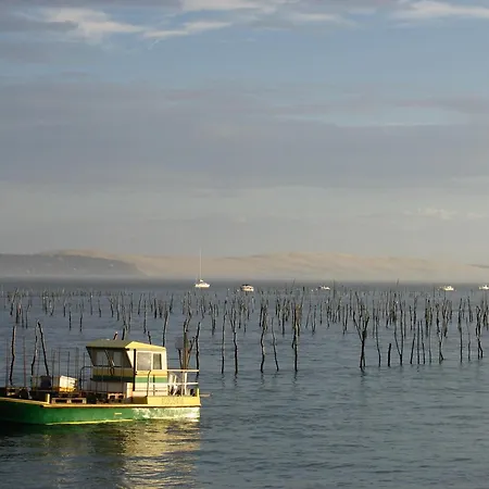 - Lumineux Avec Balcon Et Wifi, Proche - Fr-1-420-97 *